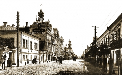 Улица Воскресенская (ныне Кремлевская)
